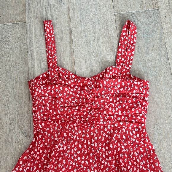 MUUN - Barbara Dress in Red Bouquet - Picture 6 of 6